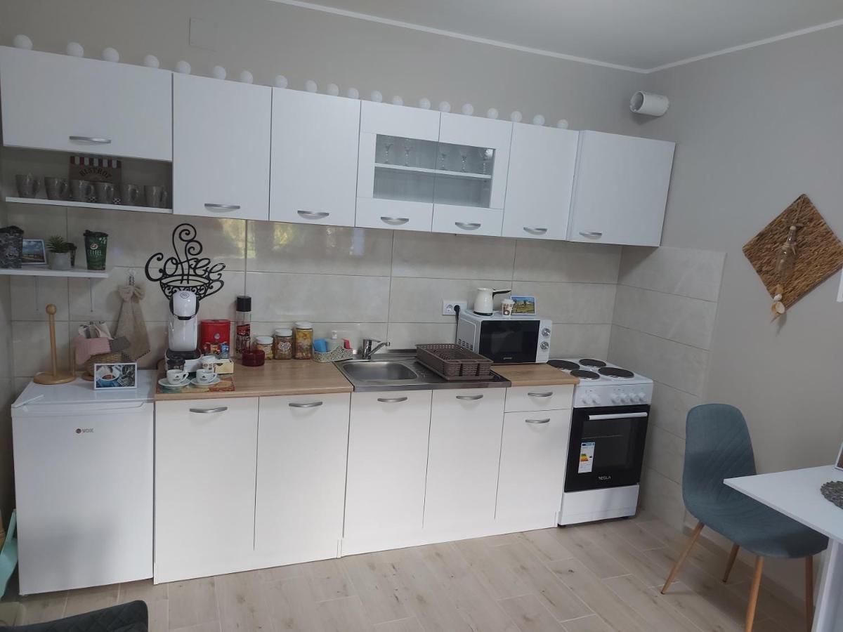 # Espresso 2 Apartman sa garazom Sremska Mitrovica Esterno foto