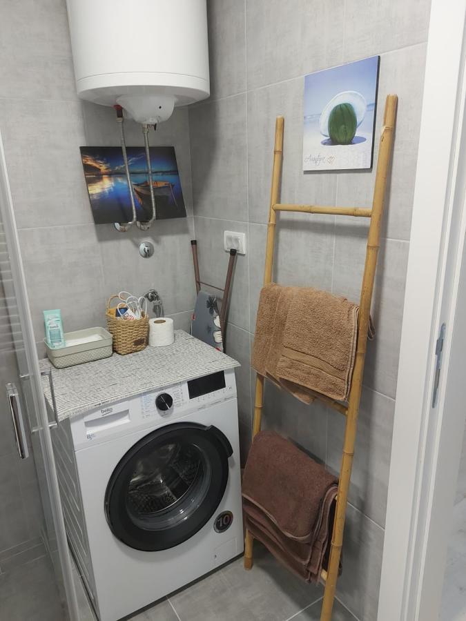 # Espresso 2 Apartman sa garazom Sremska Mitrovica Esterno foto